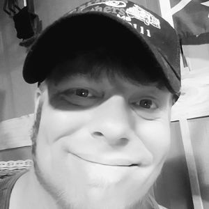 Meet your Posher, Adam